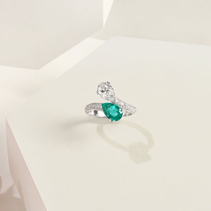 Twyna Ring