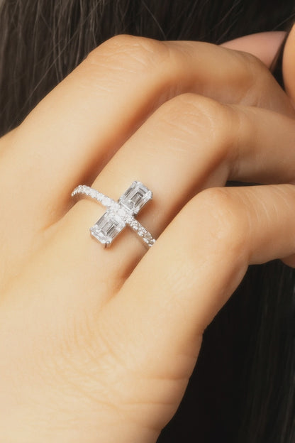Claire Ring